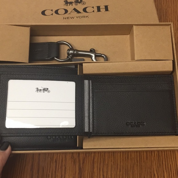 Coach Wallet ID Card Case and Key Fob Gift Set - Picture 5 of 9